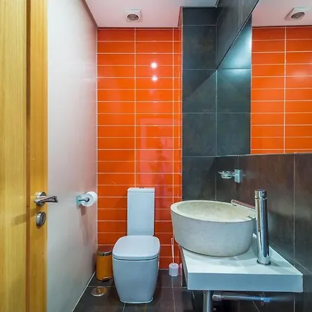 Fantastic Townhouse With Pool And Sea Views