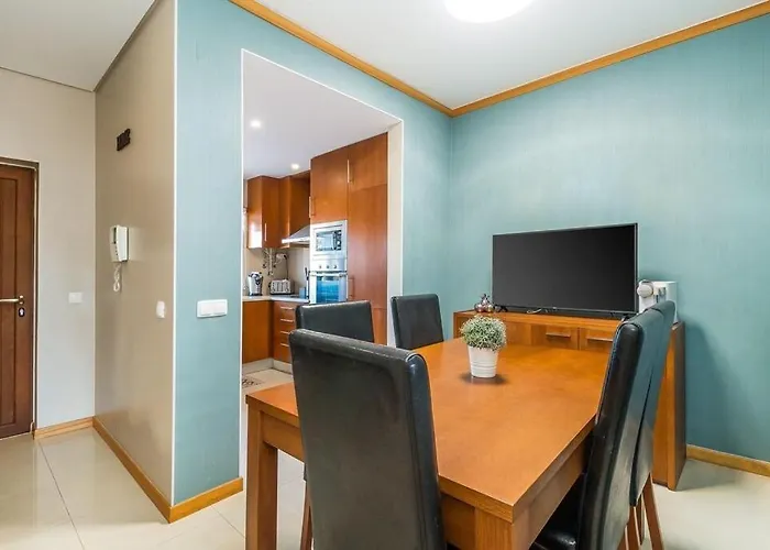 度假居 Fantastic Townhouse With Pool And Sea Views *